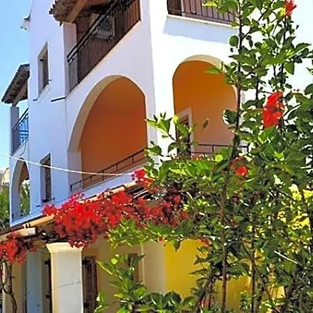 Aparthotel Irene 3*